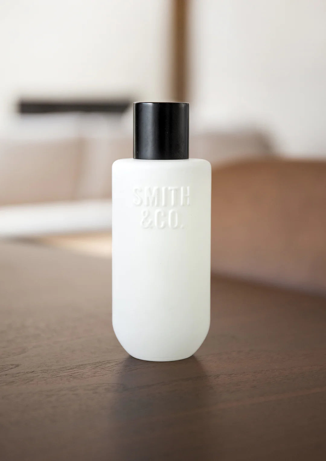 Smith & Co Tonka & White Musk Room Spray 100ml