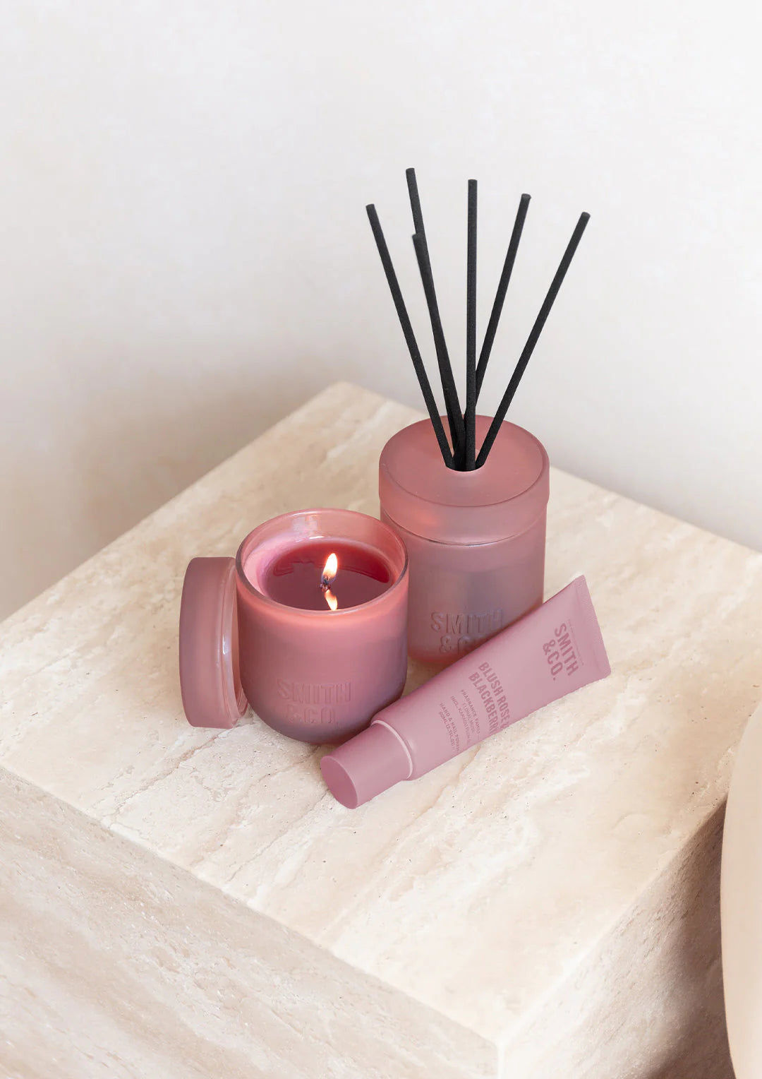 Smith & Co Blush Rose & Blackberry Diffuser 200ml