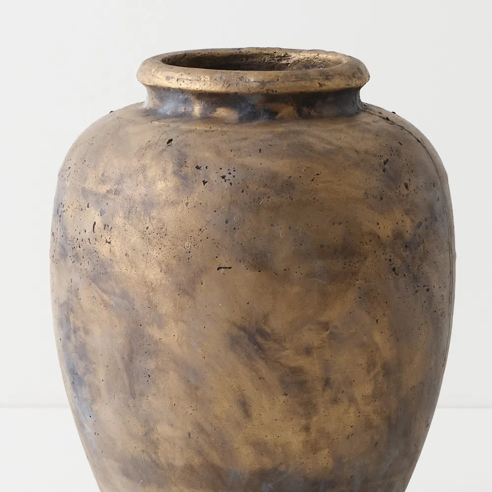 Floral Interiors Molterra Pot