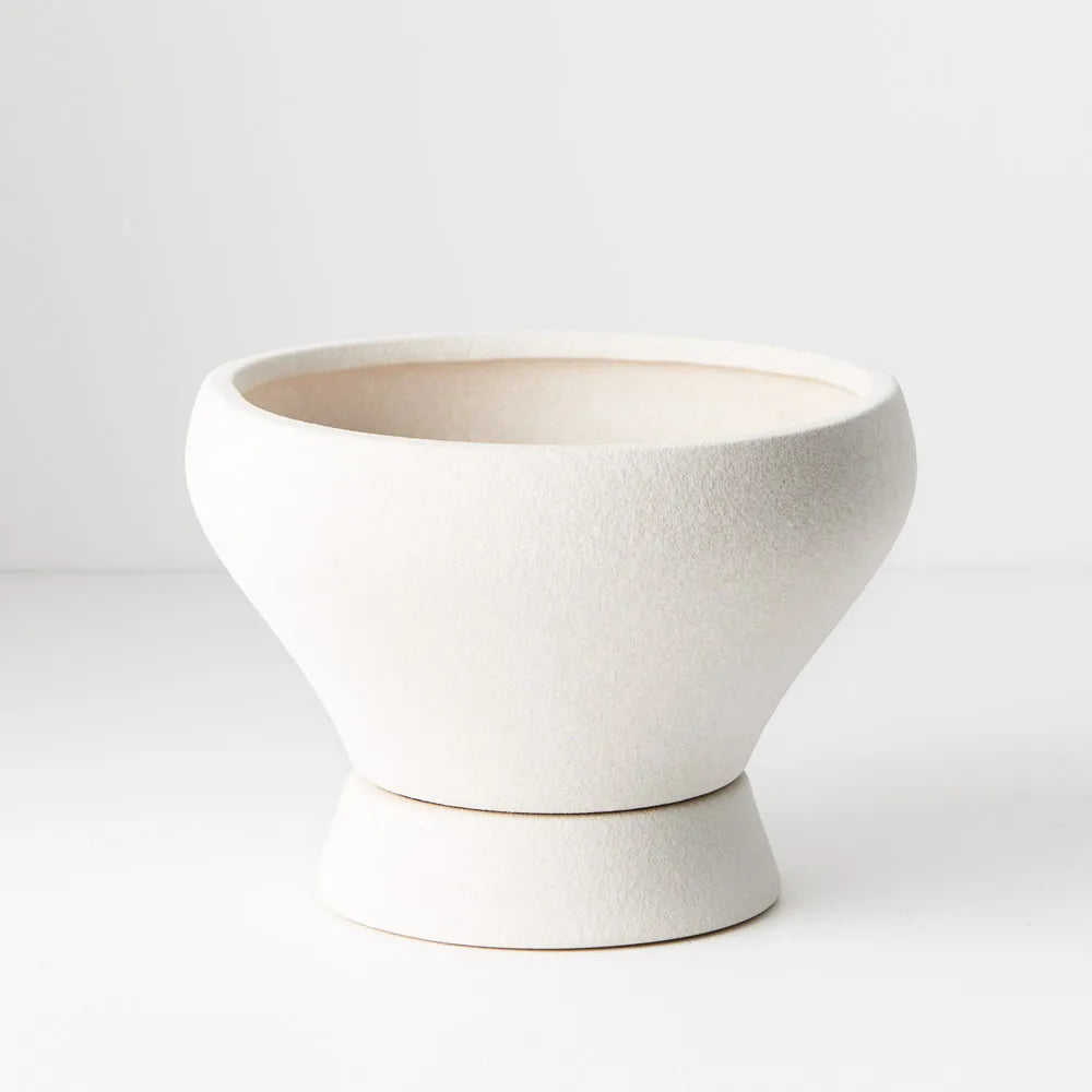 Floral Interiors Nadika Pot with saucer
