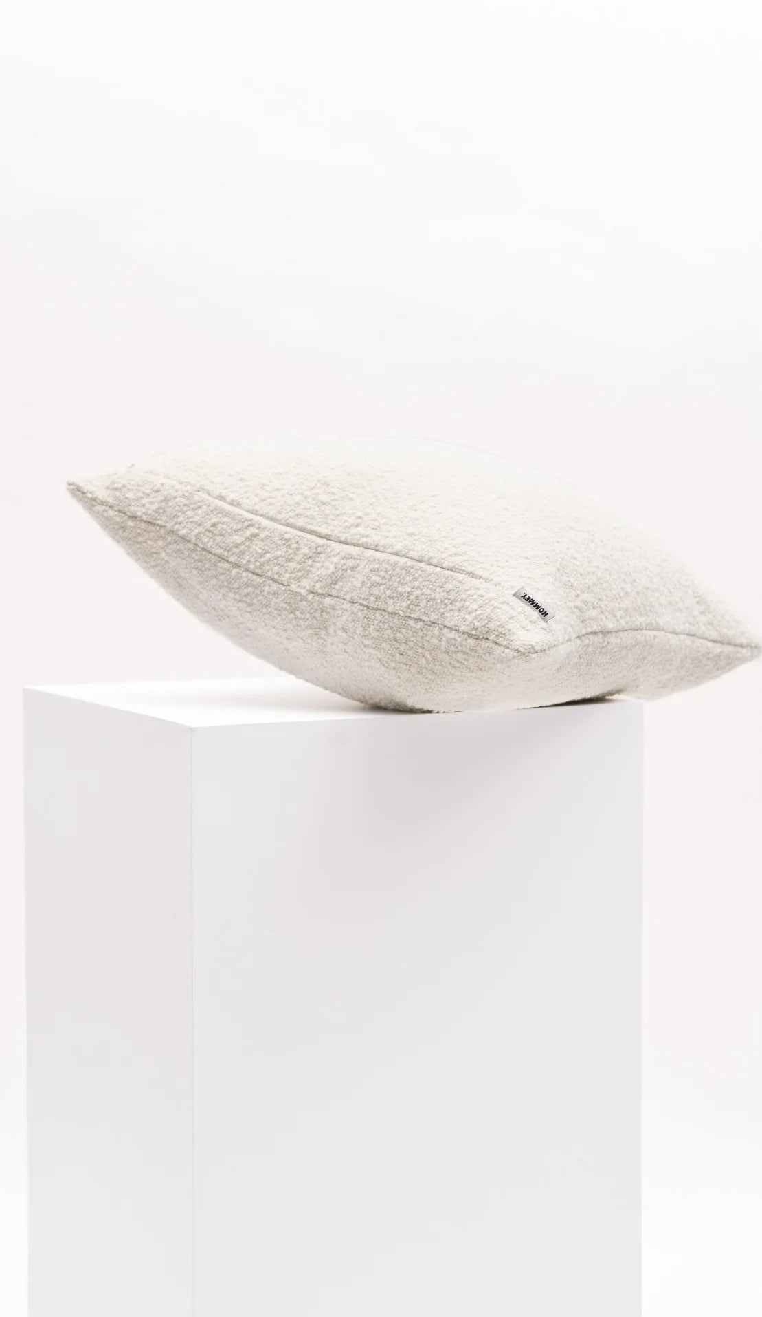 Hommey Essential Boucle Cushion Milkshake
