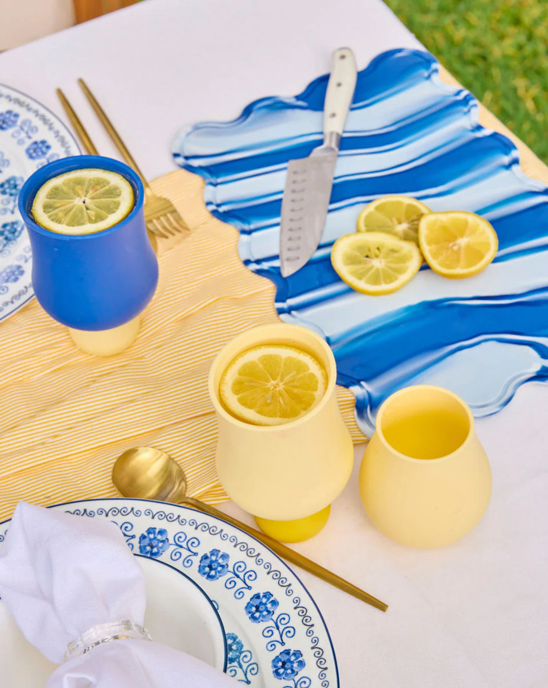 Styld STYLD. Chop. (Set of 2) Swirl + Solid Azure