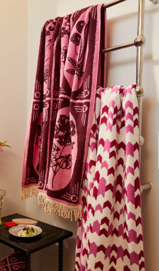 Sage & Clare Arlette Bath Sheet - Fuchsia