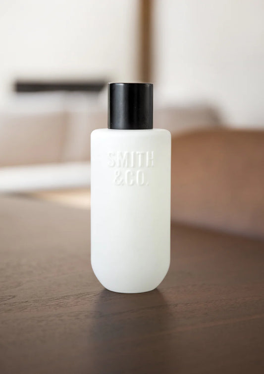 Smith & Co Tonka & White Musk Room Spray 100ml