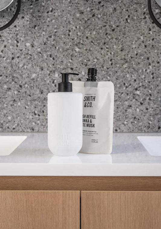 Smith & Co Tonka & White Musk Wash Refill 400ml
